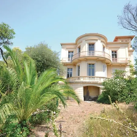 Beautiful Home In Saint Raphael * Saint-Raphael (Var)